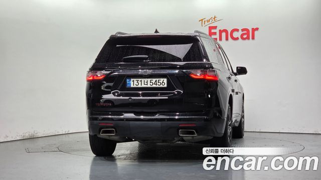 Chevrolet Traverse 3.6 AWD Redline 2021 — фото 4
