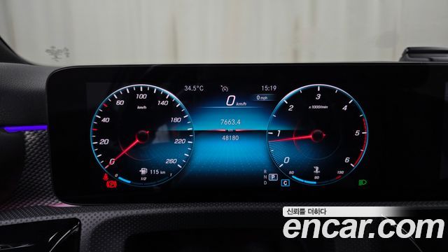 Mercedes-Benz A-Class (W177) A200d Sedan 2021 — фото 8