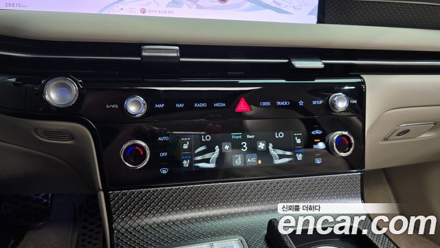 Genesis G80 (RG3) Gasoline 2.5 Turbo 2WD 2025 — фото 34