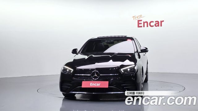 Mercedes-Benz E-Class (W213) E220d 4MATIC AMG Line 2022 — фото 3