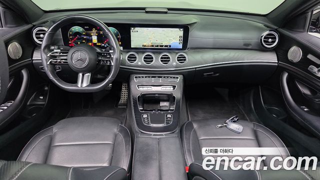 Mercedes-Benz E-Class (W213) E220d 4MATIC AMG Line 2022 — фото 7