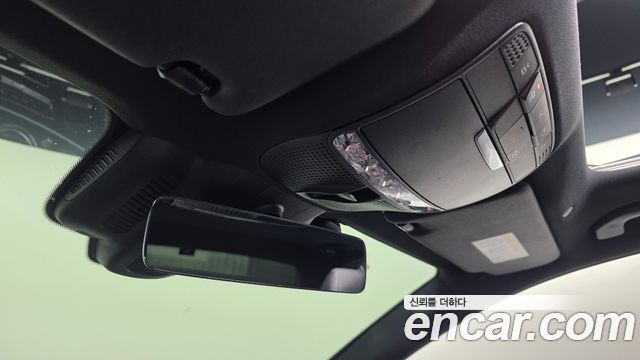 Mercedes-Benz E-Class (W213) E220d 4MATIC AMG Line 2022 — фото 29