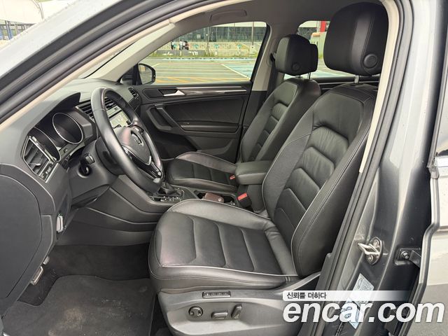 Volkswagen Tiguan Allspace 2.0 TDI Prestige 2020 — фото 10