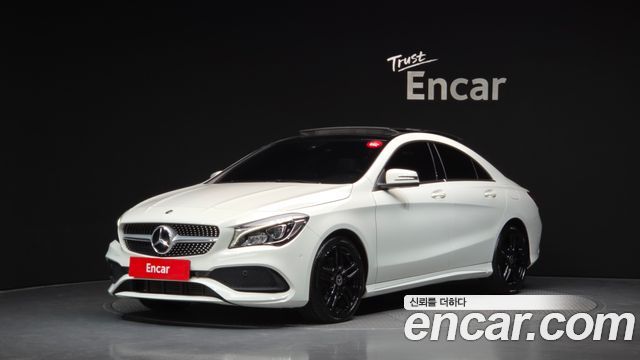 Mercedes-Benz CLA-Class (C117) CLA220 AMG Line 2018 — фото 1