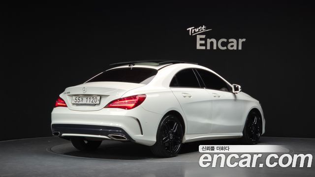 Mercedes-Benz CLA-Class (C117) CLA220 AMG Line 2018 — фото 2