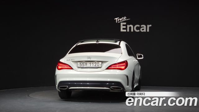 Mercedes-Benz CLA-Class (C117) CLA220 AMG Line 2018 — фото 4