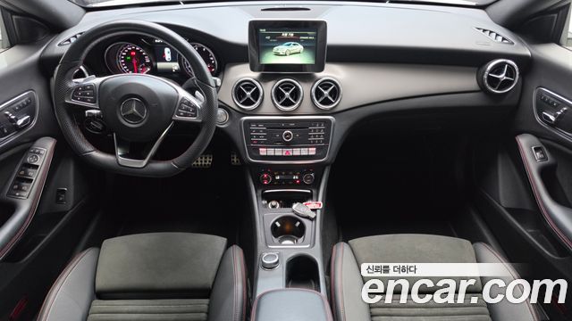 Mercedes-Benz CLA-Class (C117) CLA220 AMG Line 2018 — фото 7