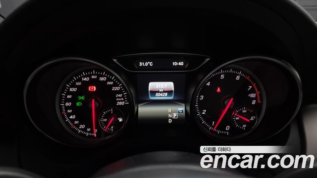 Mercedes-Benz CLA-Class (C117) CLA220 AMG Line 2018 — фото 8