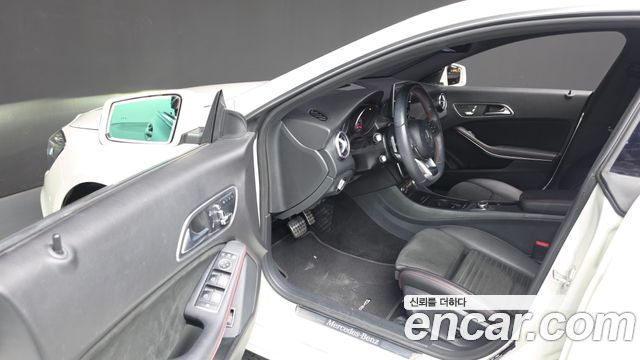 Mercedes-Benz CLA-Class (C117) CLA220 AMG Line 2018 — фото 10