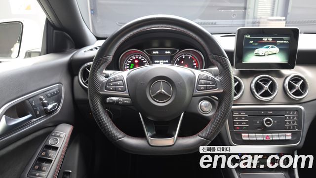 Mercedes-Benz CLA-Class (C117) CLA220 AMG Line 2018 — фото 13