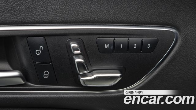 Mercedes-Benz CLA-Class (C117) CLA220 AMG Line 2018 — фото 16