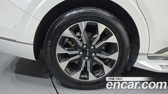 Kia Carnival (IV) Diesel 9-Seater Hi-Limousine Signature 2023 — фото 5