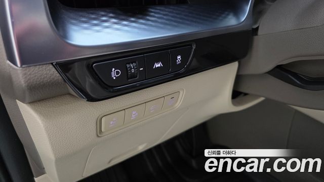 Kia Carnival (IV) Diesel 9-Seater Hi-Limousine Signature 2023 — фото 14
