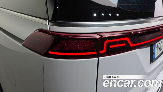 Kia Carnival (IV) Diesel 9-Seater Hi-Limousine Signature 2023 — фото 23