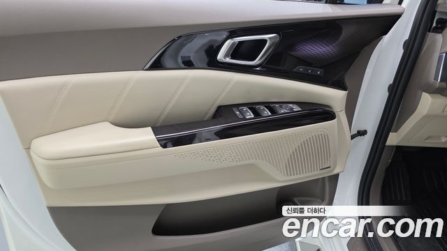 Kia Carnival (IV) Diesel 9-Seater Hi-Limousine Signature 2023 — фото 24