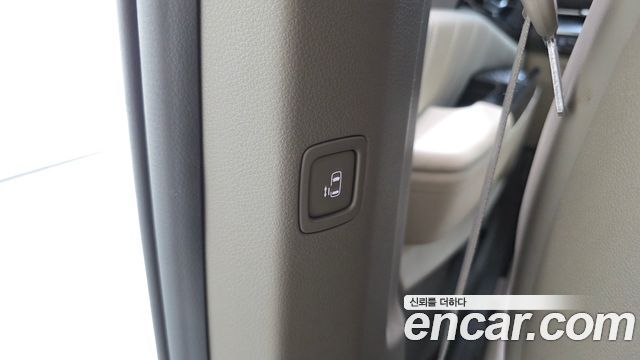 Kia Carnival (IV) Diesel 9-Seater Hi-Limousine Signature 2023 — фото 30