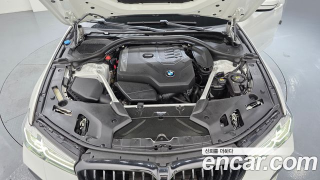 BMW 5 Series (G30) 530i M Sport Package 2022 — фото 6