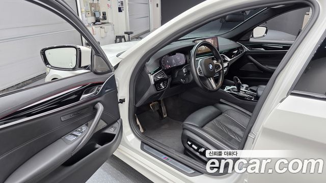 BMW 5 Series (G30) 530i M Sport Package 2022 — фото 10