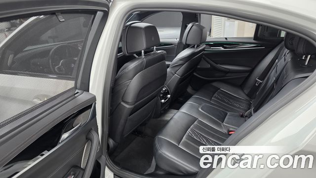 BMW 5 Series (G30) 530i M Sport Package 2022 — фото 12