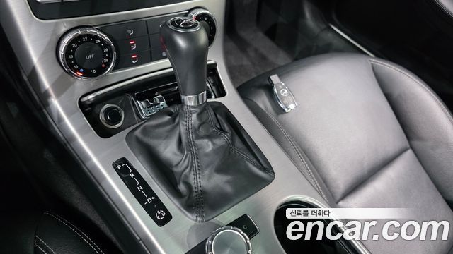 Mercedes-Benz SLK-Class 200 Blue Efficiency R172 2013 — фото 9