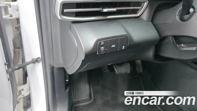 Hyundai Avante (CN7) 1.6 Smart 2023 — фото 12
