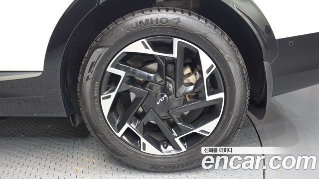 Kia Sportage (V) LPG 2.0 2WD Signature 2023 — фото 21