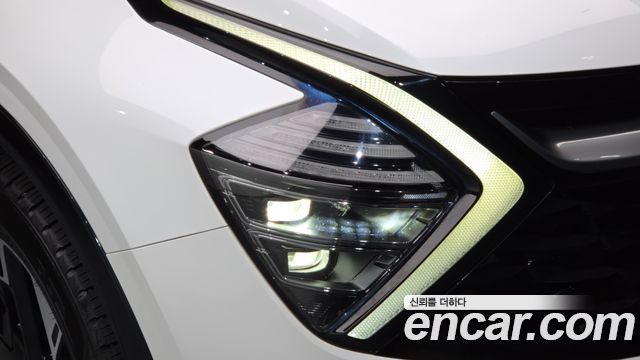 Kia Sportage (V) LPG 2.0 2WD Signature 2023 — фото 22