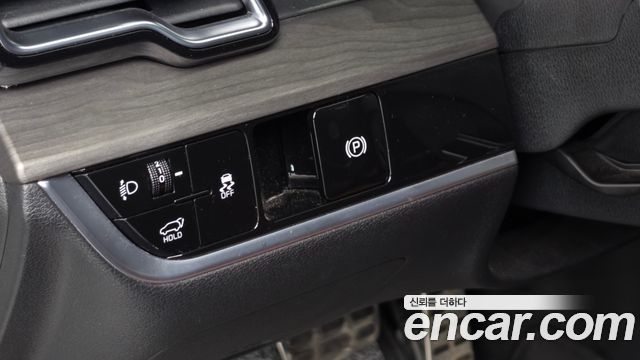 Kia Sportage (V) LPG 2.0 2WD Signature 2023 — фото 27