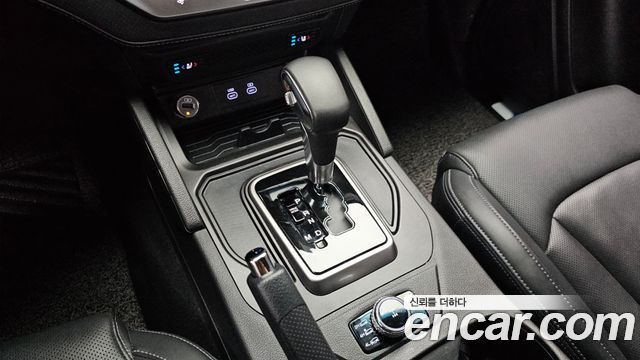 KG Mobility (SsangYong) Rexton Sports Khan Diesel 2.2 4WD Culman Prestige 2024 — фото 9