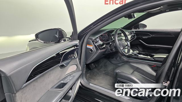 Audi A8 (D5) 55 TFSI Quattro LWB 2020 — фото 10