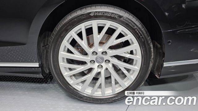 Audi A8 (D5) 55 TFSI Quattro LWB 2020 — фото 21