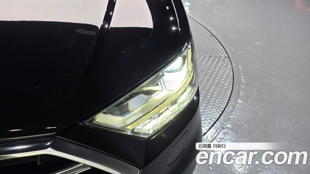 Audi A8 (D5) 55 TFSI Quattro LWB 2020 — фото 22