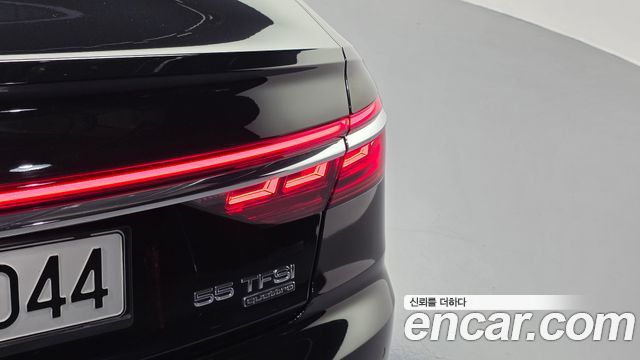 Audi A8 (D5) 55 TFSI Quattro LWB 2020 — фото 23