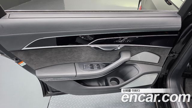 Audi A8 (D5) 55 TFSI Quattro LWB 2020 — фото 25