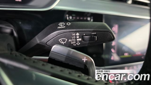 Audi A8 (D5) 55 TFSI Quattro LWB 2020 — фото 28