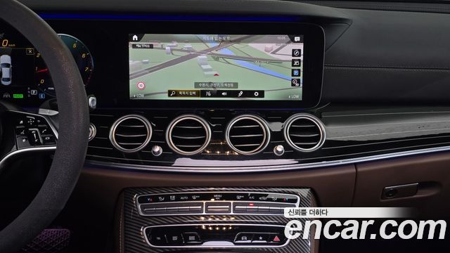 Mercedes-Benz E-Class (W213) E450 4MATIC Exclusive 2021 — фото 13