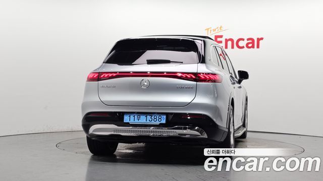 Mercedes-Benz EQS SUV (X296) Maybach EQS680 4MATIC 2024 — фото 4