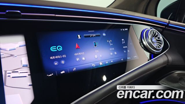 Mercedes-Benz EQS SUV (X296) Maybach EQS680 4MATIC 2024 — фото 23