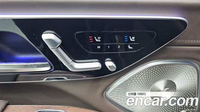 Mercedes-Benz EQS SUV (X296) Maybach EQS680 4MATIC 2024 — фото 44