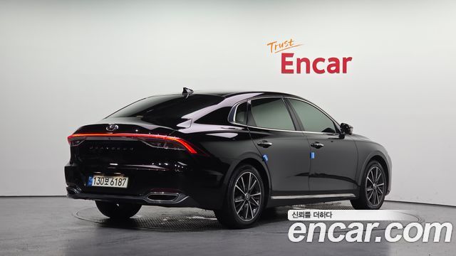 Hyundai Grandeur (IG) 3.0 LPi Premium 2023 — фото 2