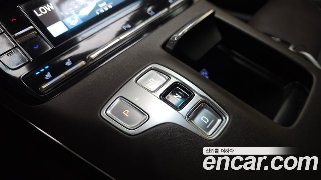 Hyundai Grandeur (IG) 3.0 LPi Premium 2023 — фото 9
