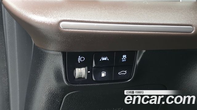 Hyundai Grandeur (IG) 3.0 LPi Premium 2023 — фото 13