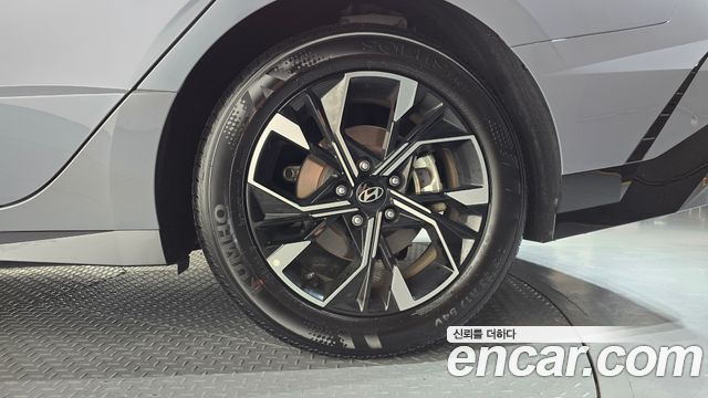 Hyundai Sonata The Edge (DN8) 2.0 Exclusive 2024 — фото 27