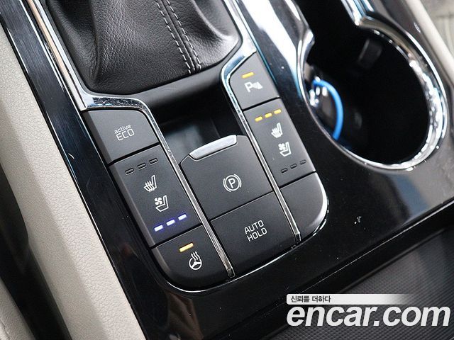 Kia Carnival 9-Seater Prstige 2019 — фото 9