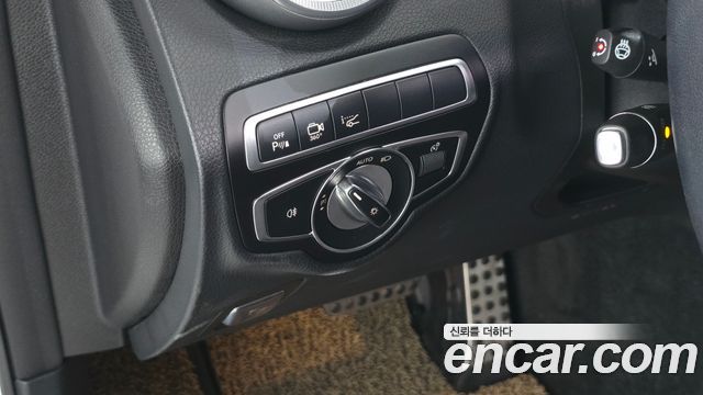 Mercedes-Benz GLC-Class (X253) GLC300 4MATIC AMG Line Coupe 2019 — фото 20