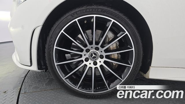 Mercedes-Benz CLS-Class (C257) CLS450 4MATIC AMG Line 2021 — фото 5