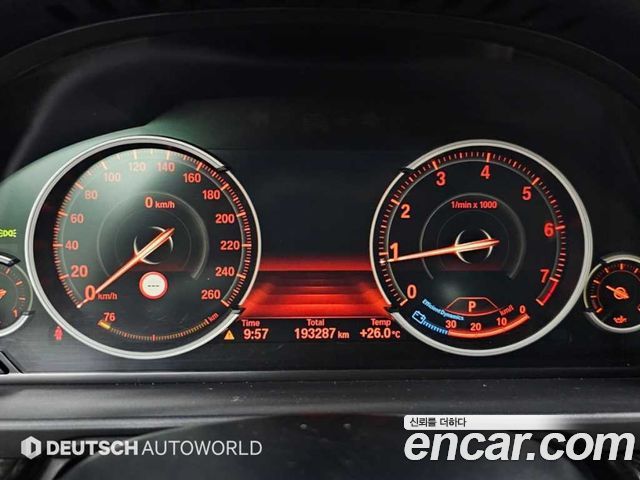 BMW 5 Series (F10) 528i xDrive Luxury 2014 — фото 8