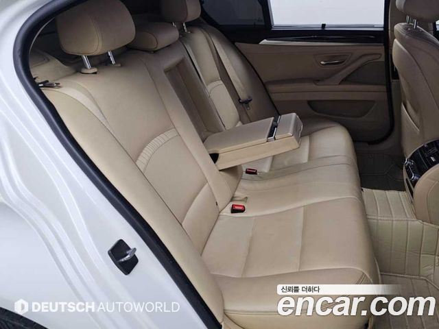 BMW 5 Series (F10) 528i xDrive Luxury 2014 — фото 16