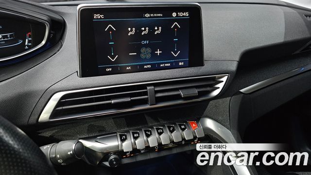 Peugeot 5008 (II) 1.6 BlueHDi Allure 2018 — фото 20