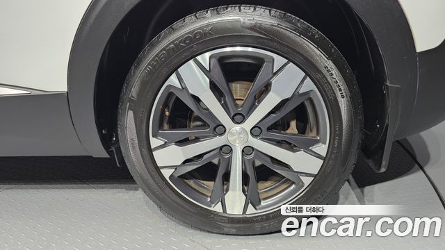Peugeot 5008 (II) 1.6 BlueHDi Allure 2018 — фото 21